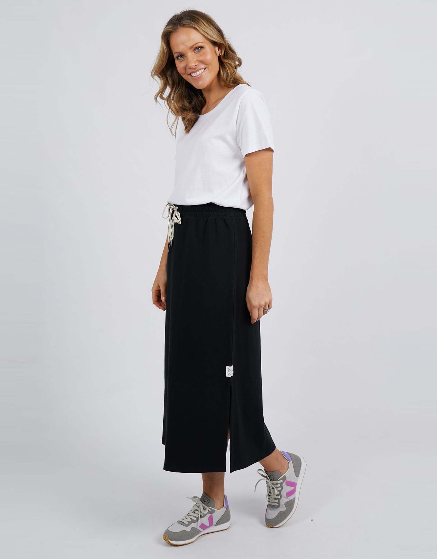 Elm Travel Skirt (Black)