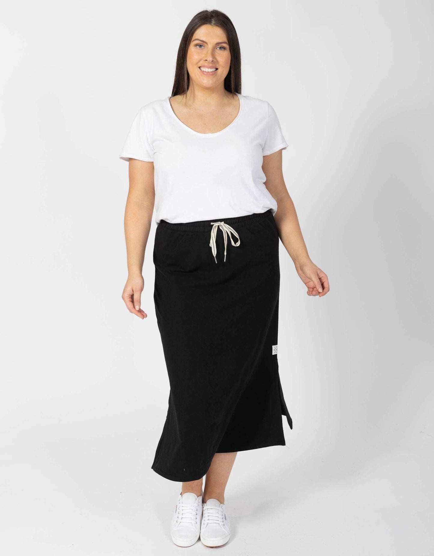 Elm Travel Skirt (Black)