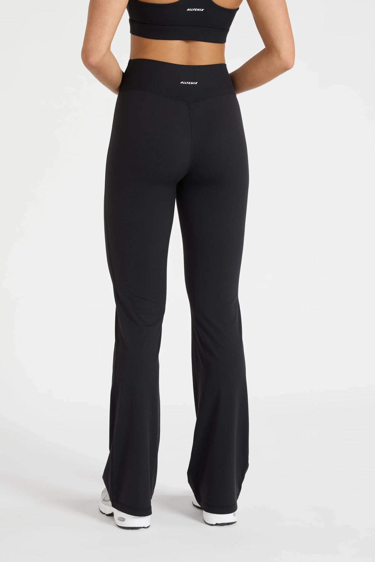 ALLFENIX CloudCore V-Waist Flared Legging (Red)