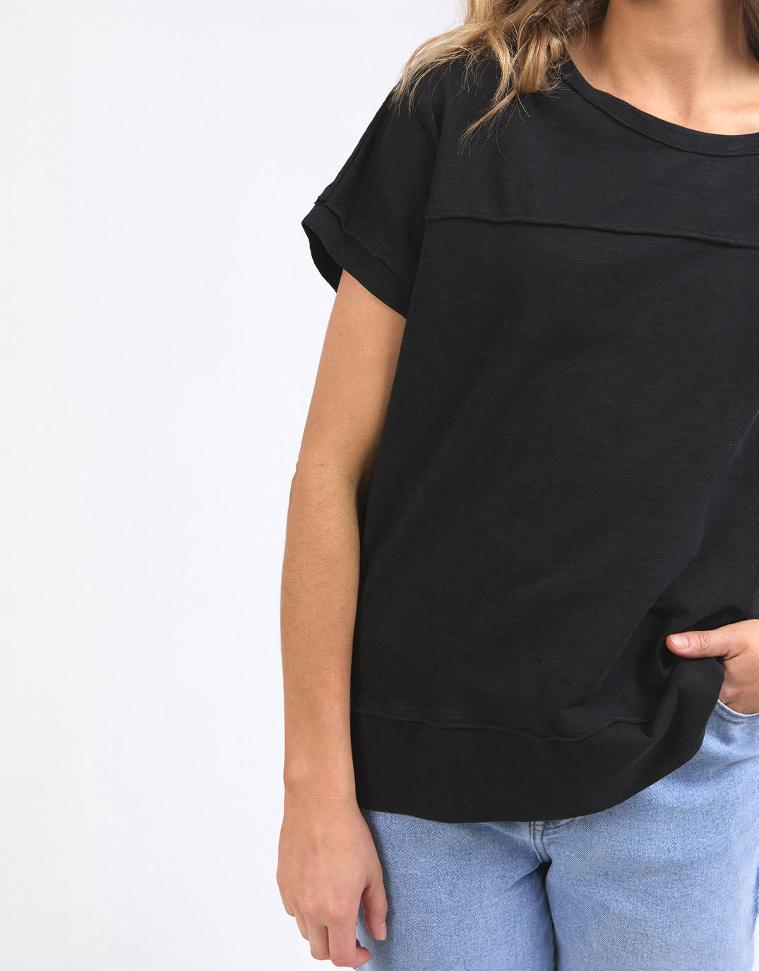 Foxwood Allison Tee (Black)