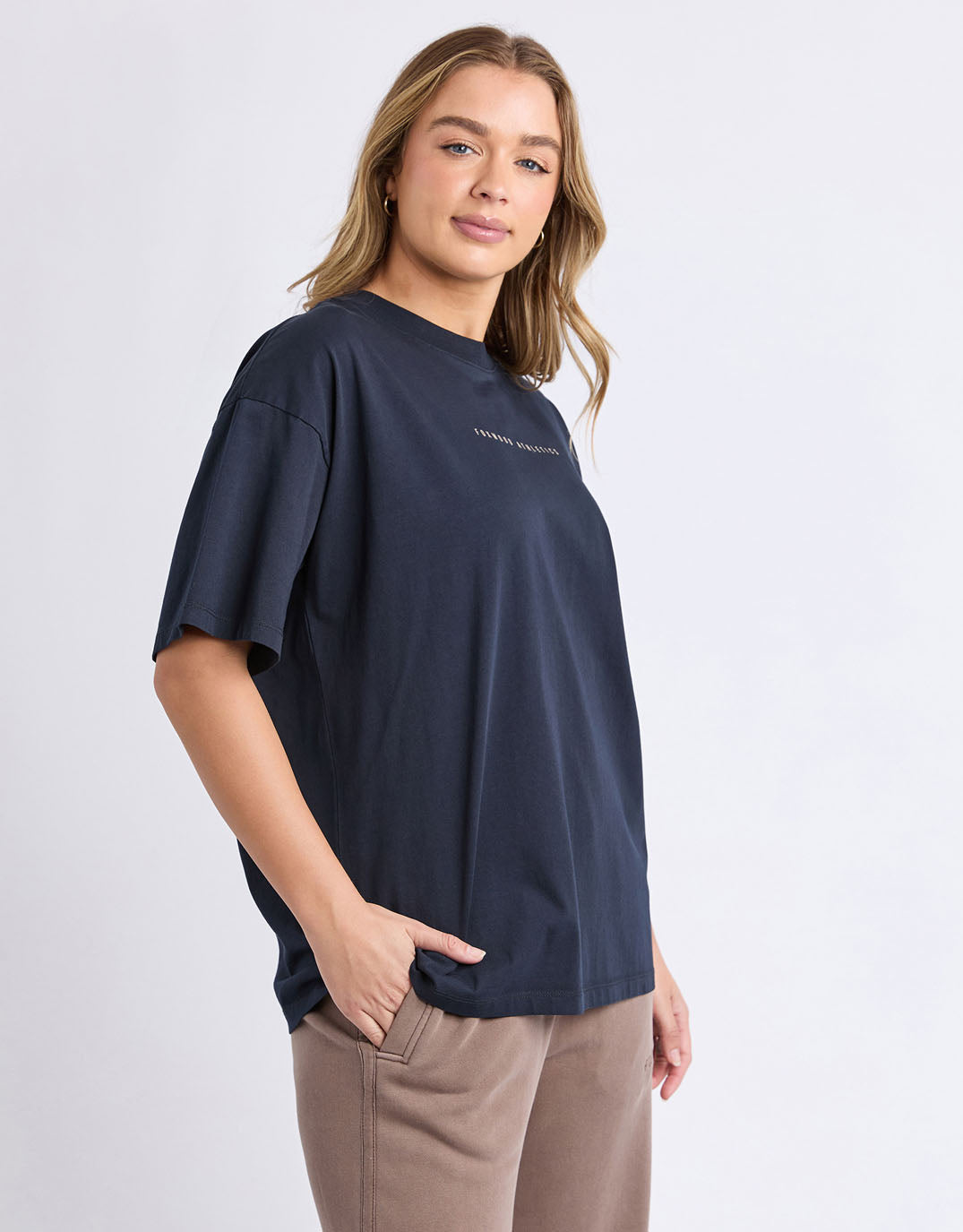 Foxwood Captain Tee (Ink)