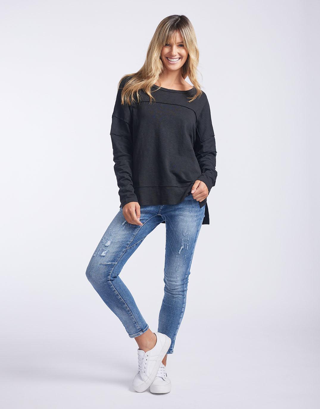 Foxwood Jayne Throw On Top (Black)