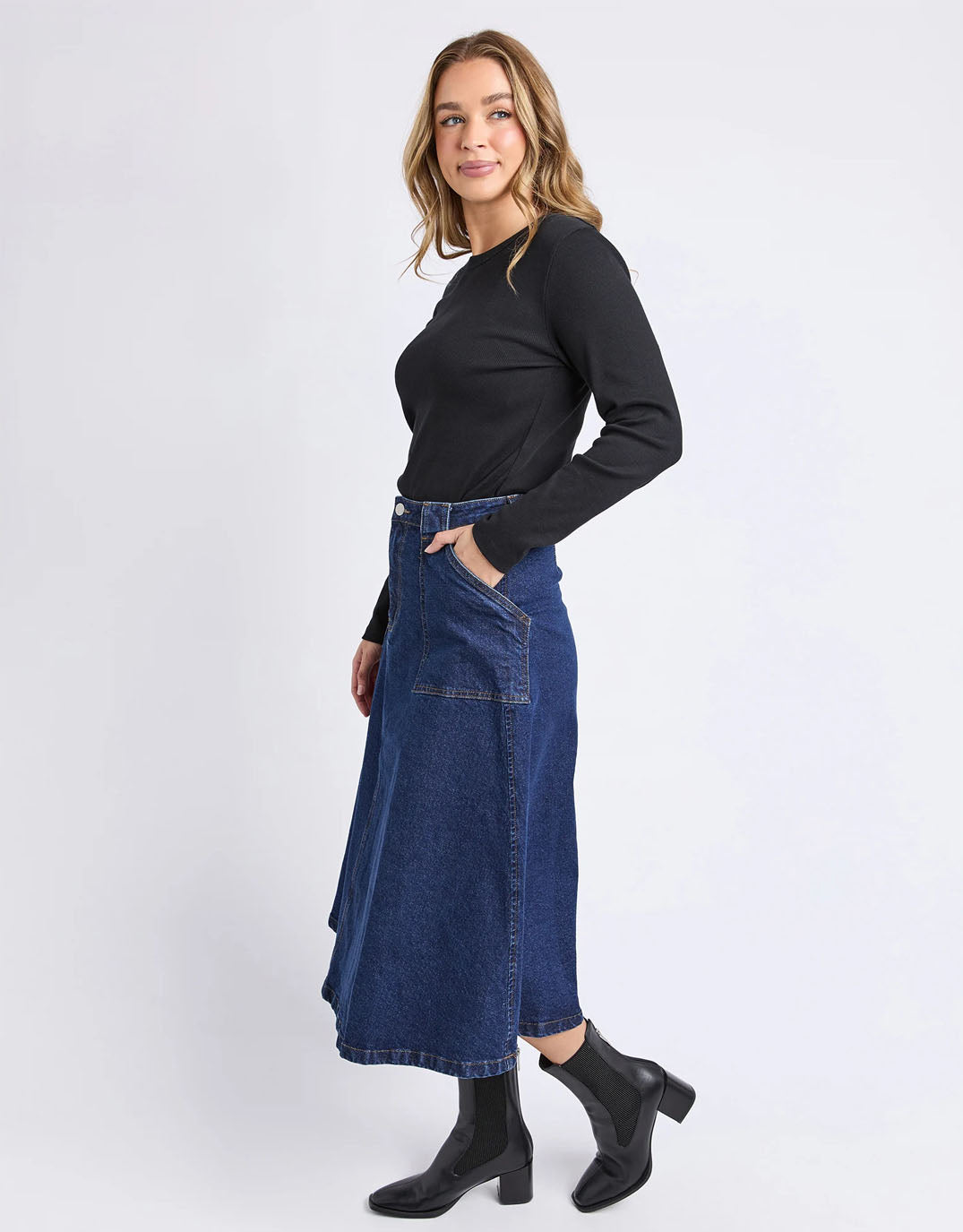 Foxwood Potter Skirt (Indigo)