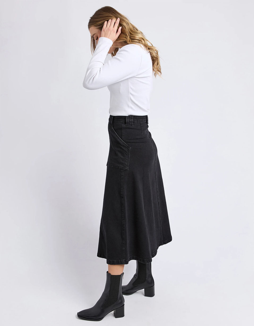 Foxwood Potter Skirt (Washed Black)