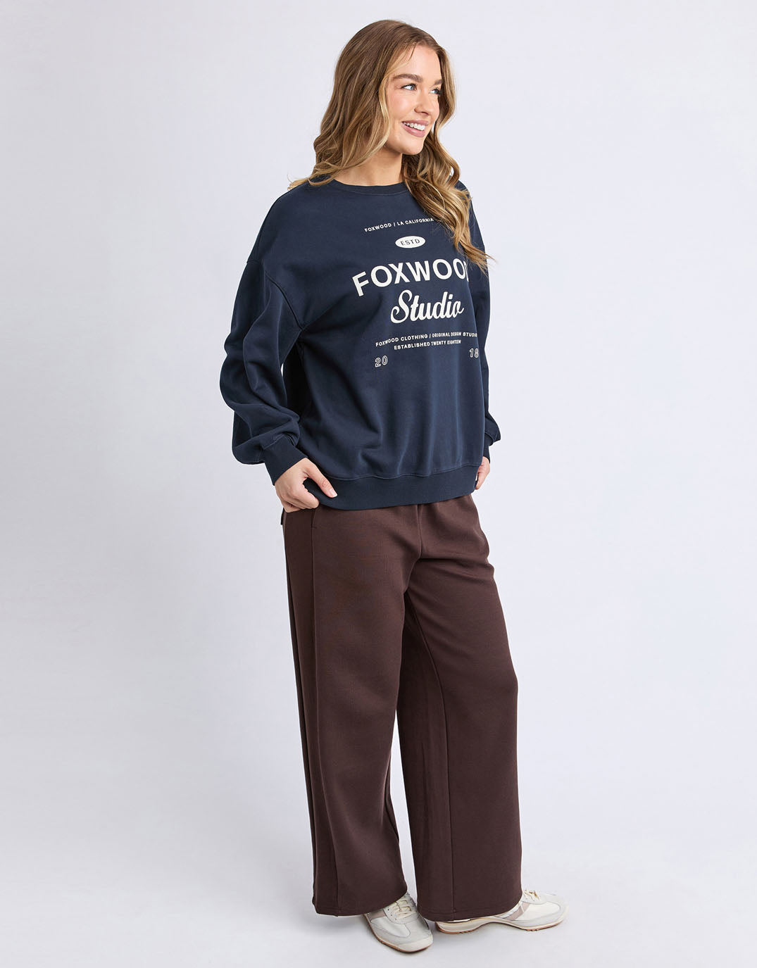 Foxwood Studio Crew (Dark Sapphire)