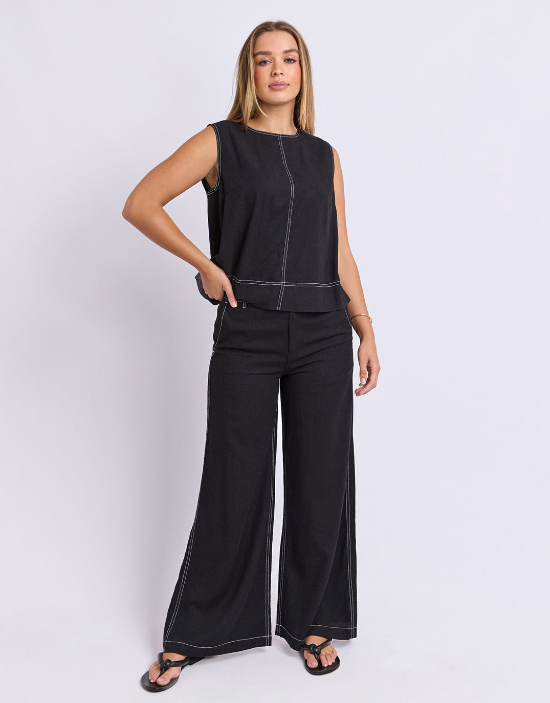 Foxwood Vento Top (Black)