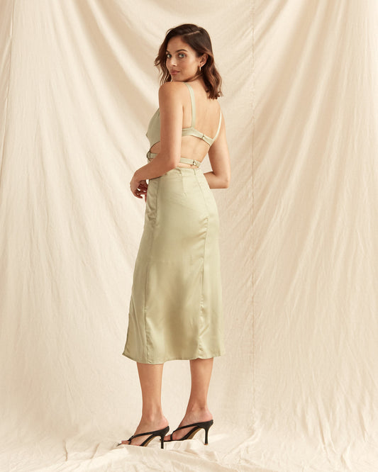 HEYCHIC Gianna Waist Cut Out Midi Dress (V-Neck)