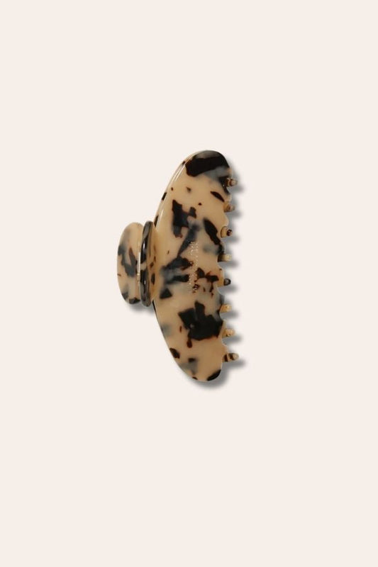 Image of Hair Accessories. Productname: Hair Clip | Grande Blonde Tortoiseshell in Tortoiseshell colour by brand - Kabana