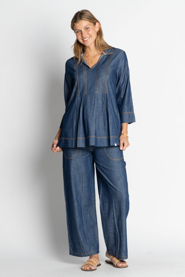 Image of a model wearing Pants. Product name - IBSA Memphis Pant Dark in Dark colour by brand - I.B.S.A