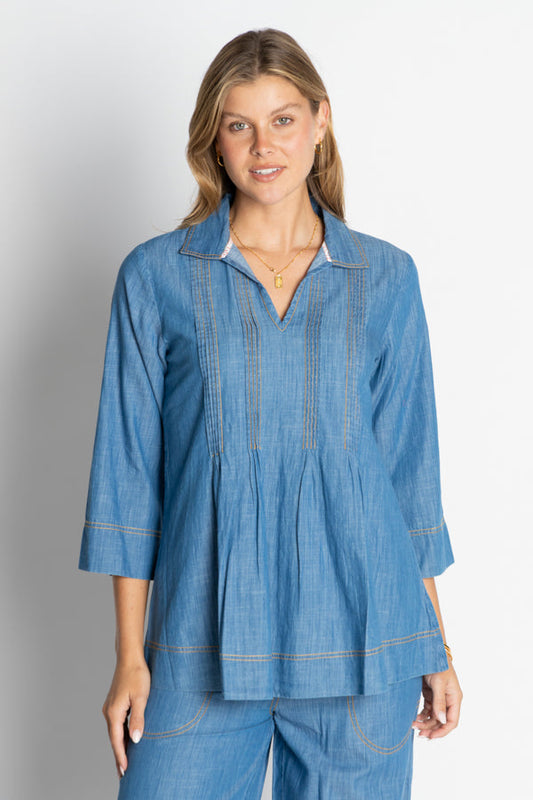 Image of a model wearing Tops. Productname: IBSA Memphis Top Light in Light colour by brand - I.B.S.A