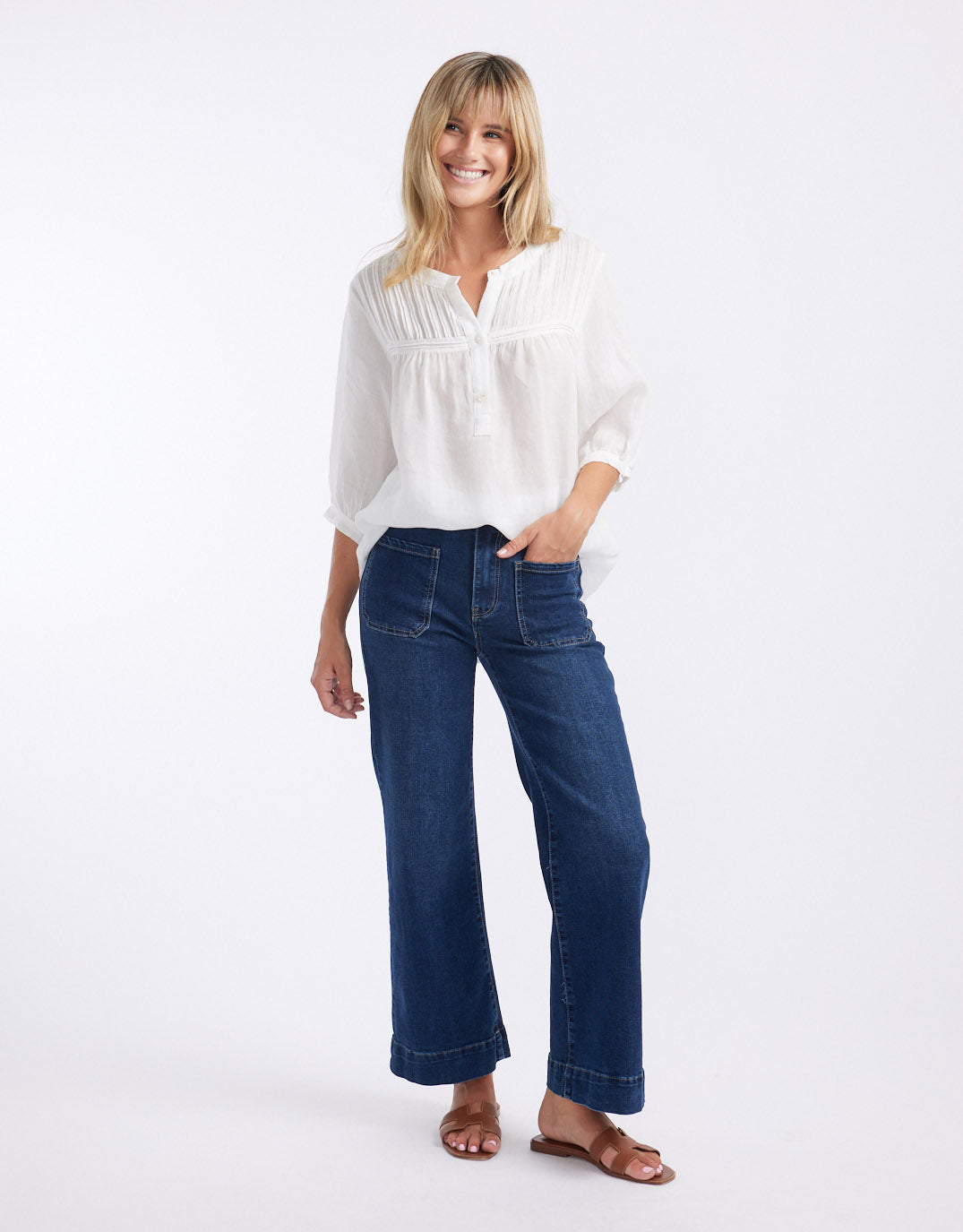 Bobbi 7/8 Denim Jeans - (Mid Wash)