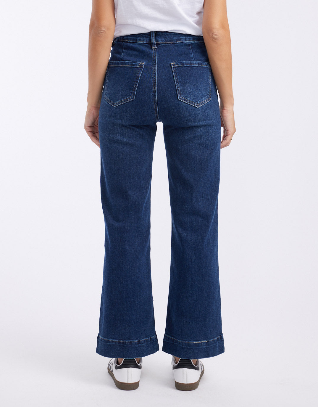 Bobbi 7/8 Denim Jeans - (Mid Wash)