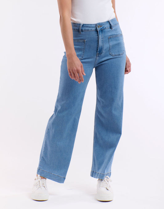 Image of Jeans. Productname: Eddie 7/8 Jean - in Light Wash colour by brand - Italian Star