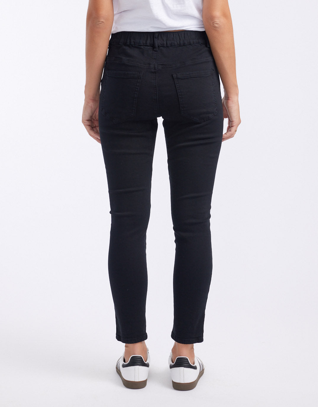 Italian Star Emma Stretch Jean (Black)
