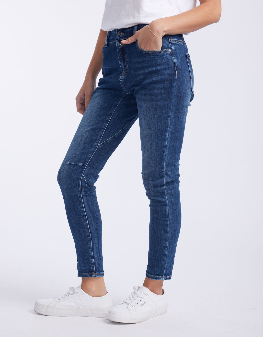 Italian Star Emma Stretch Jean (Dark Denim)