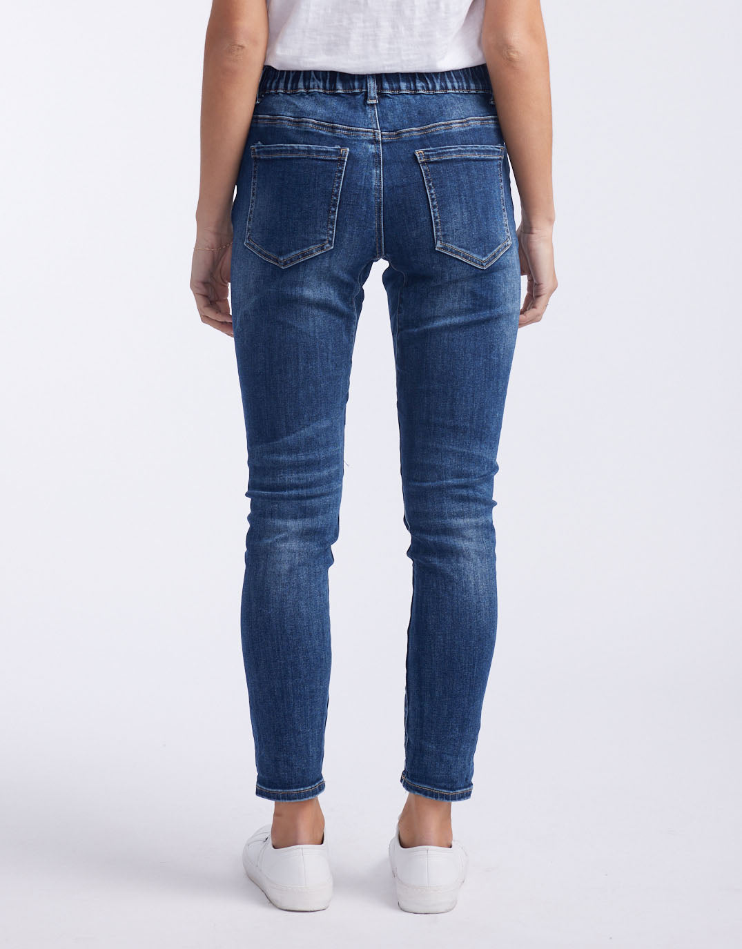 Italian Star Emma Stretch Jean (Dark Denim)