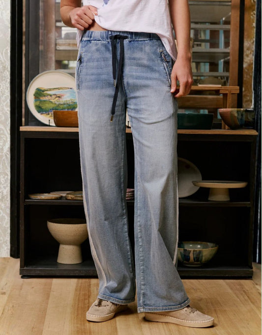 Image of Jeans. Productname: Glam Track - Jean in Silver Stripe colour by brand - Italian Star