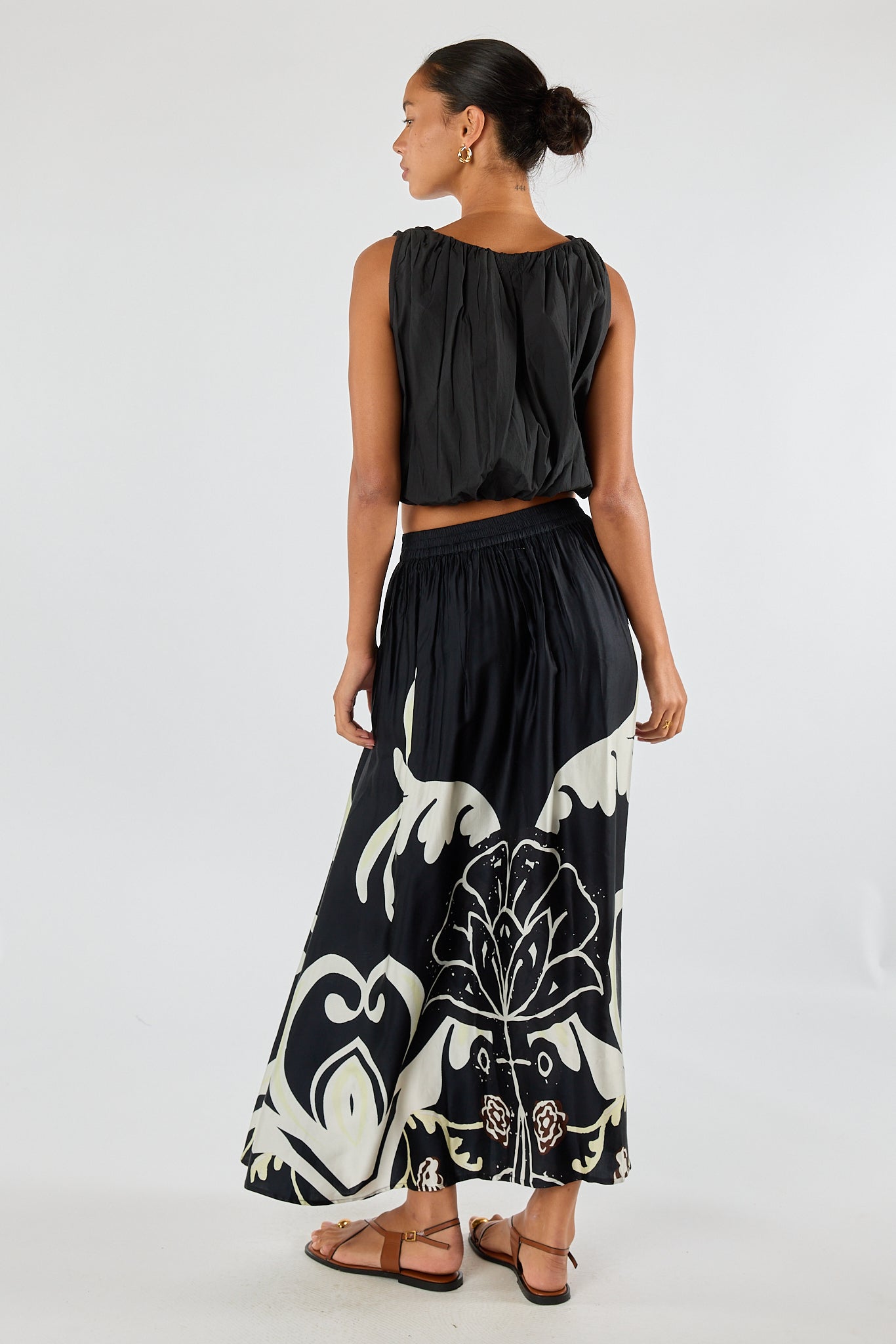Division Itami Fontes Skirt (White)