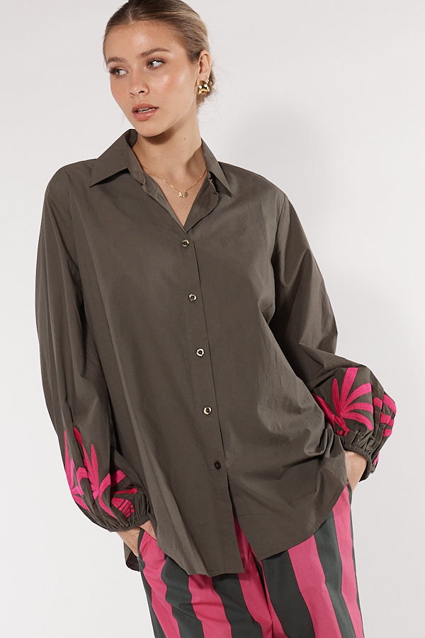 Division Itami Lillie Shirt (Khaki)