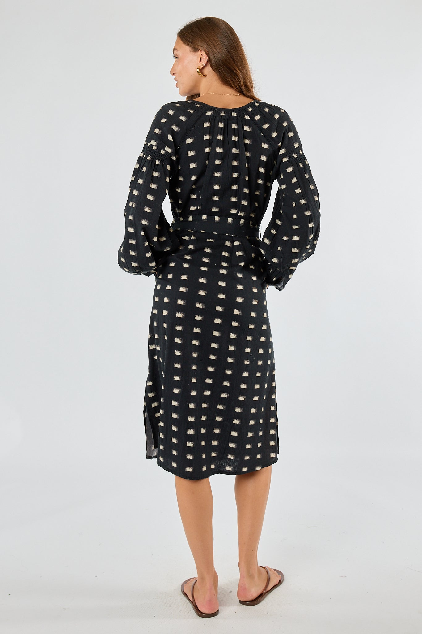 Division Itami Rocha Kaftan (Black)