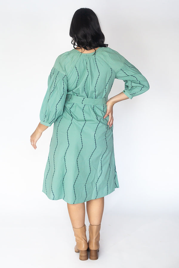 Division Itami Sakanto Kaftan ZigZag Sage (Tan)