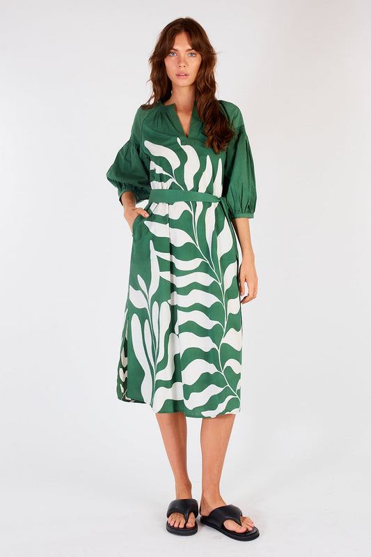 Image of Dresses. Productname: Itami Sakanto Kaftan Hoja Green in Green colour by brand - Itami Division