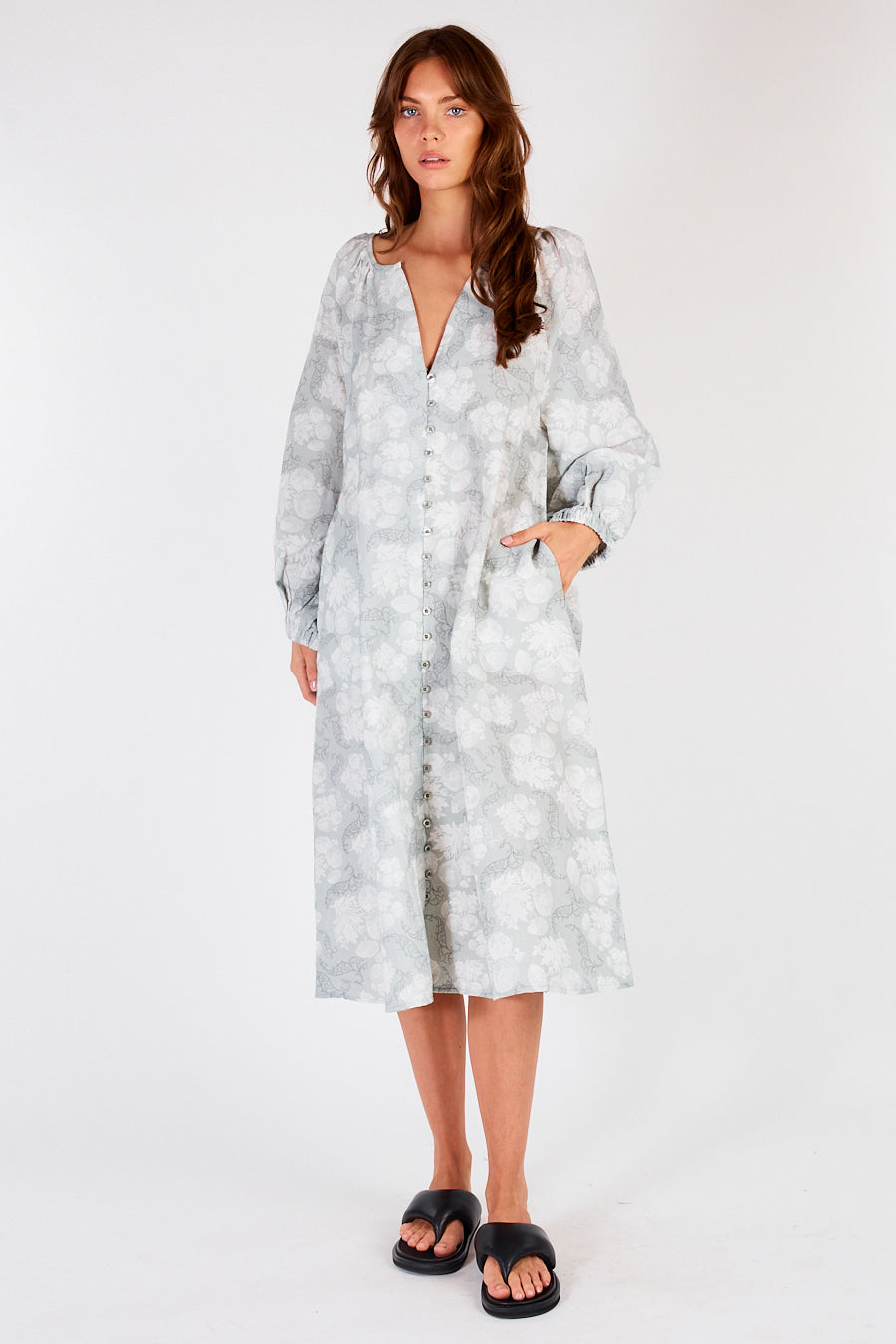Image of Dresses. Productname: Itami Sakanto L/S Button Dress Flores Xanadu in Xanadu colour by brand - Itami Division