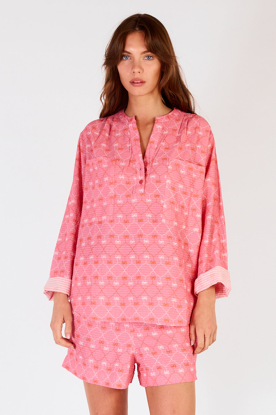 Division Itami Pamplone Short Almera (Pink)