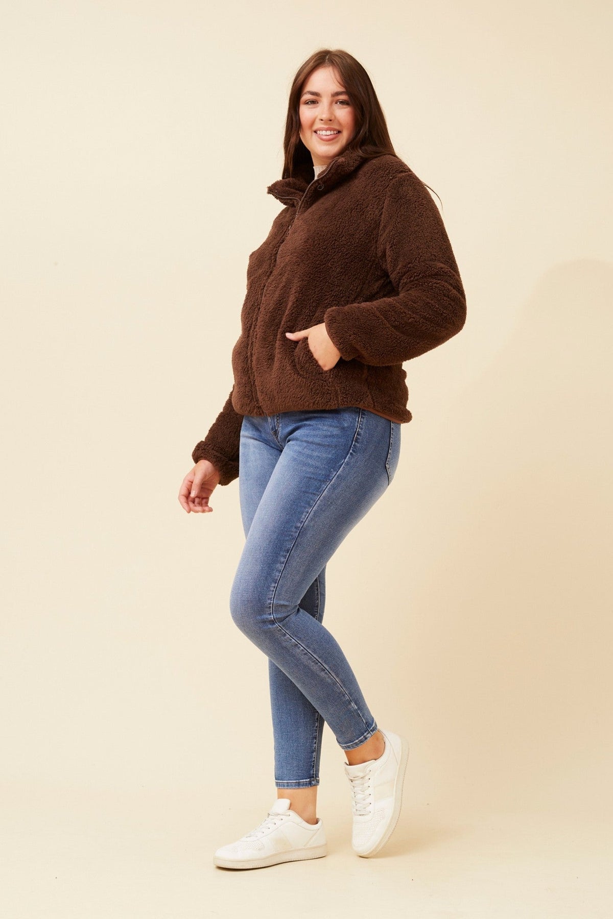 Caroline Morgan Australia LYN FAUX FUR JACKET (PLUS) (Chocolate)