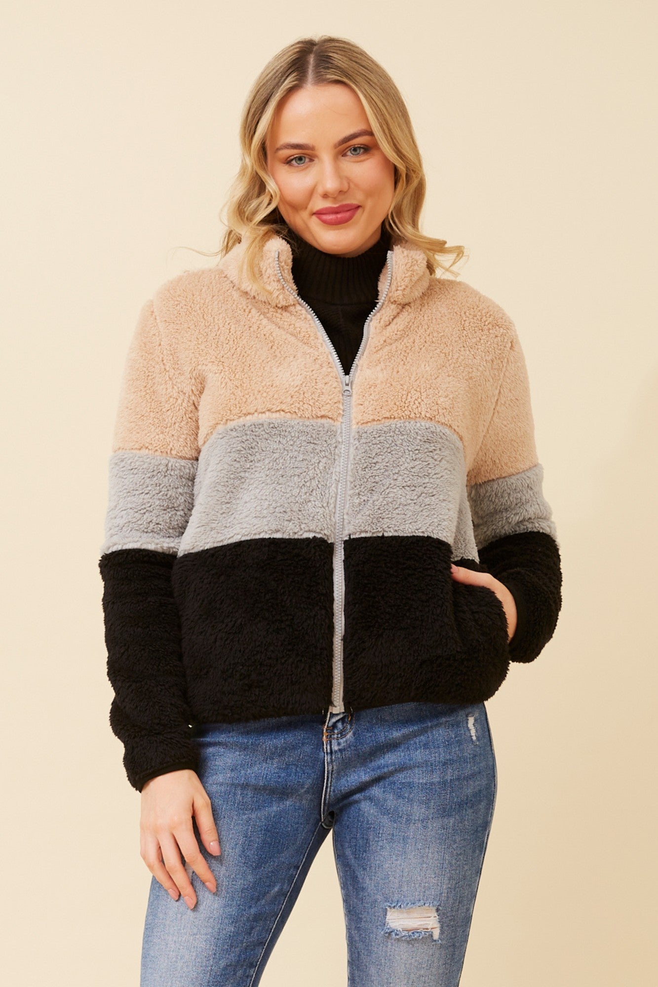 LYN FAUX FUR JACKET (Beige)