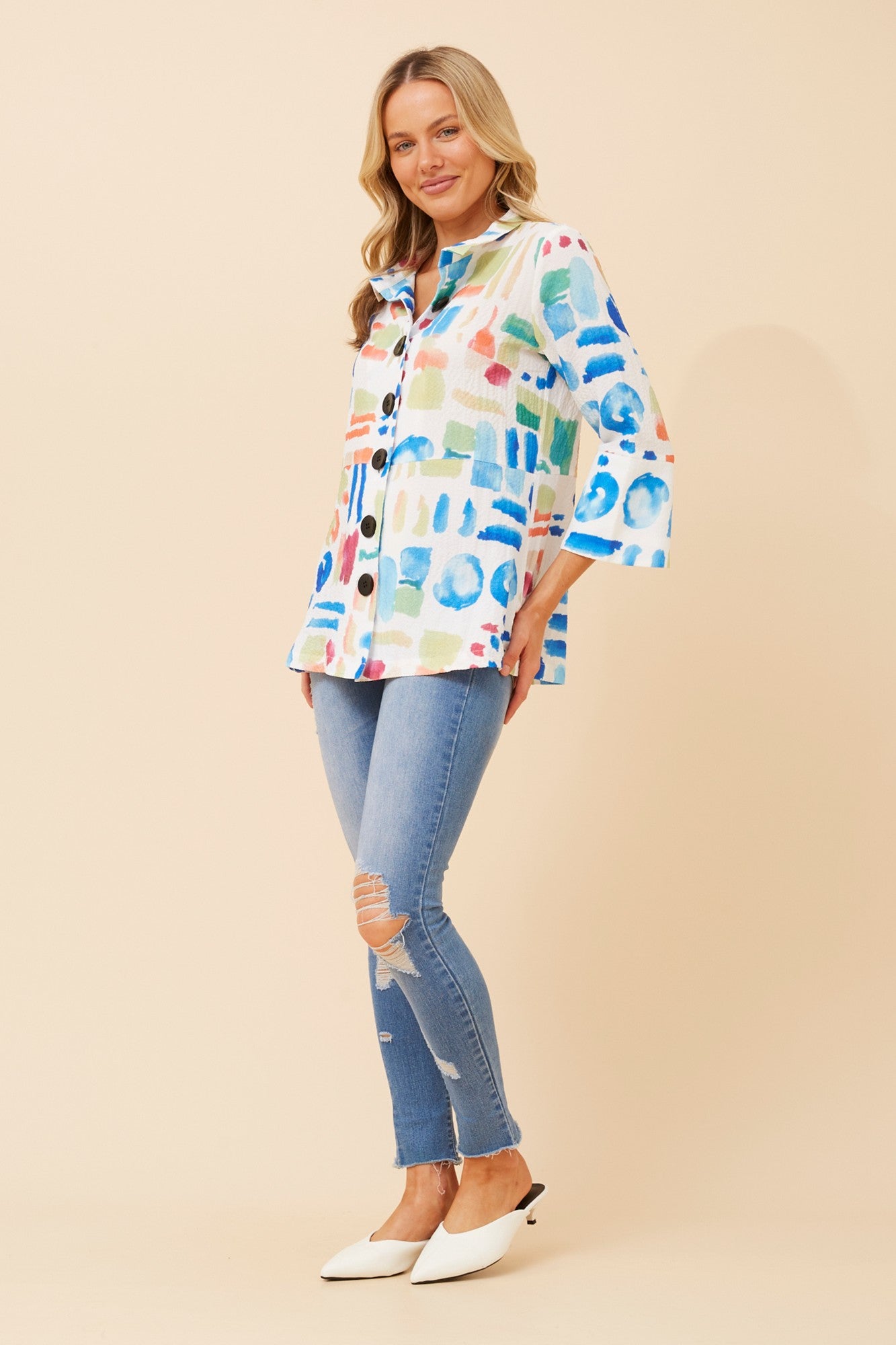 YASIRA ABSTRACT PRINT JACKET (Multi White)