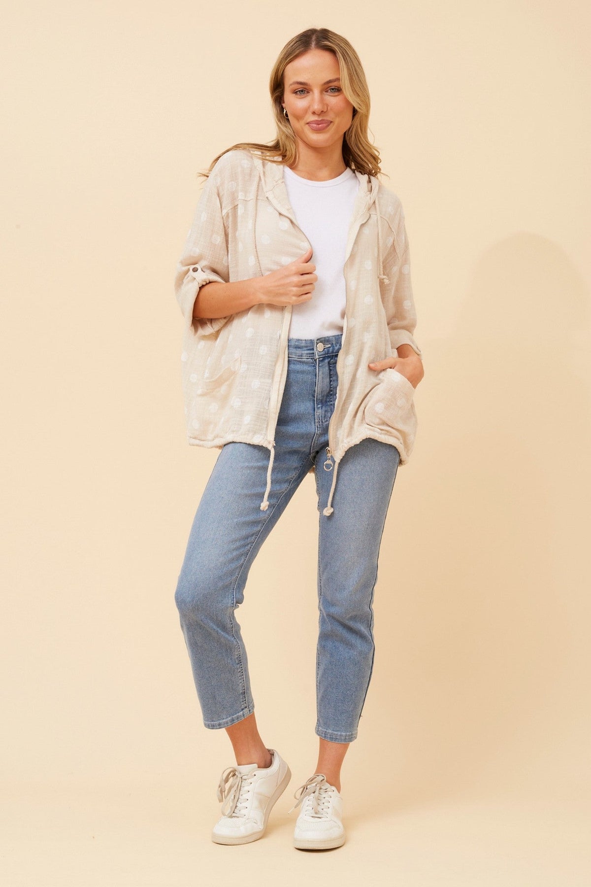 FIORINA POLKA DOT PRINT HOODY JACKET (Beige/White)