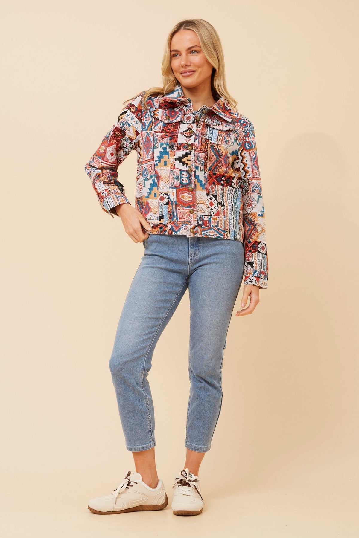 JUNIA PATCHWORK PRINT JACKET (Red)