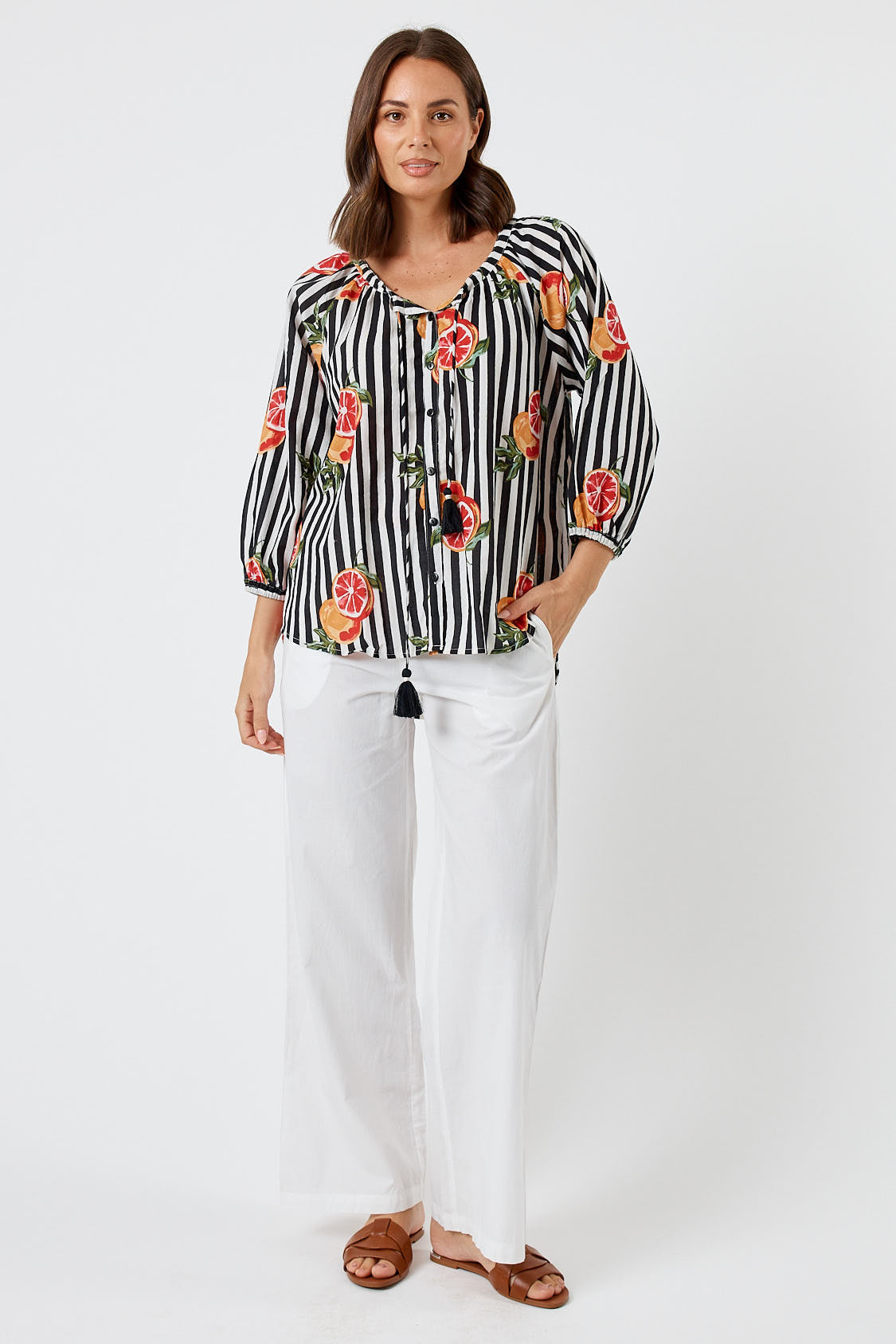 Kabana Inis Buttoned Top | EXCLUSIVE (Black)