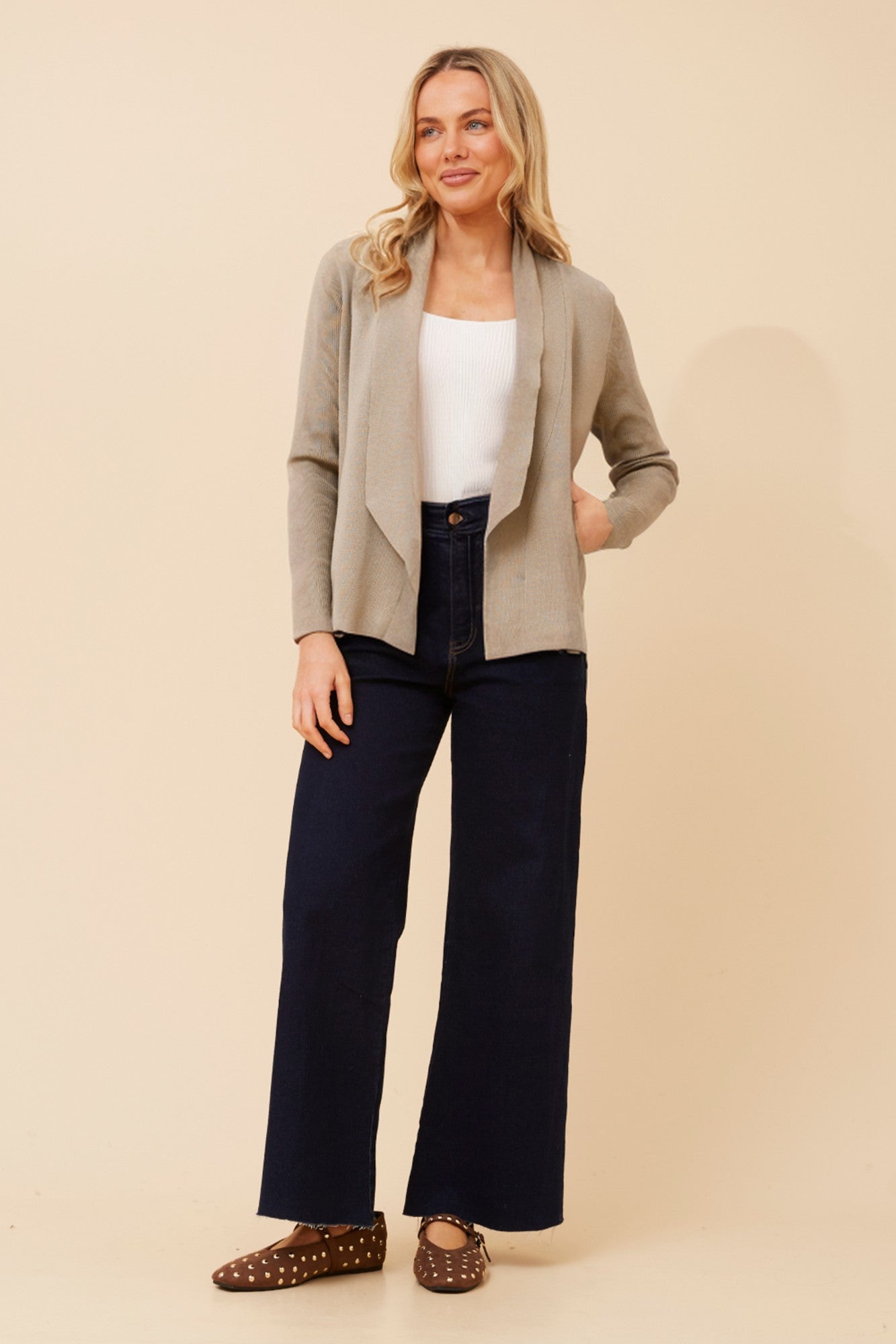 CASPIA SOLID KNIT CARDIGAN (Black)