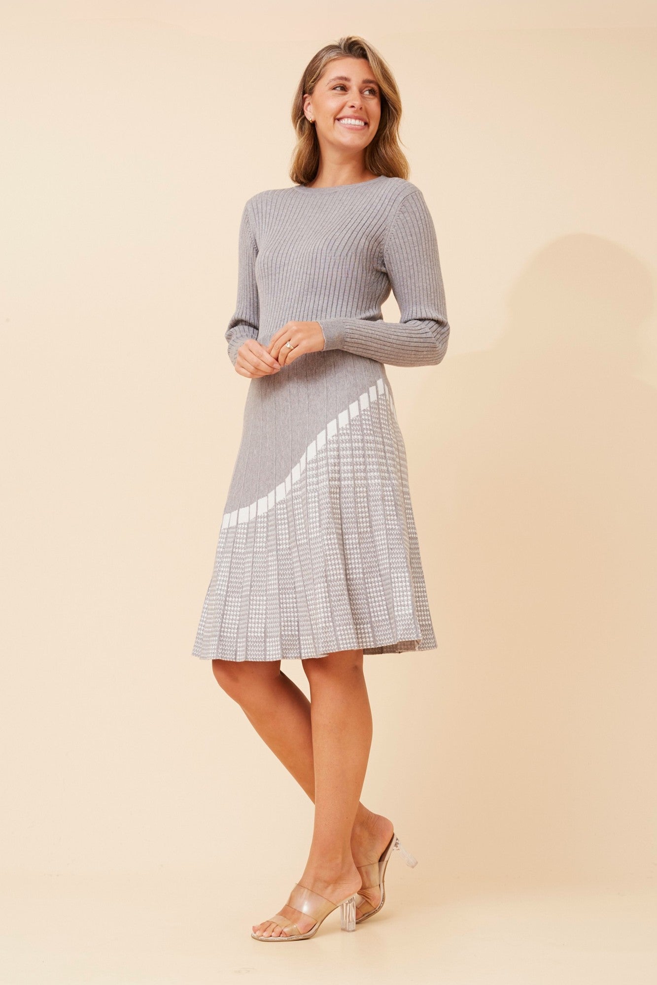 HURST PLEATED KNIT DRESS (Greymarl)