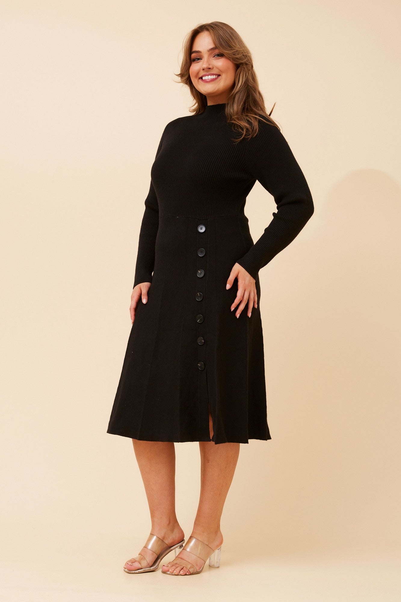WELDA SOLID KNIT DRESS (Black)