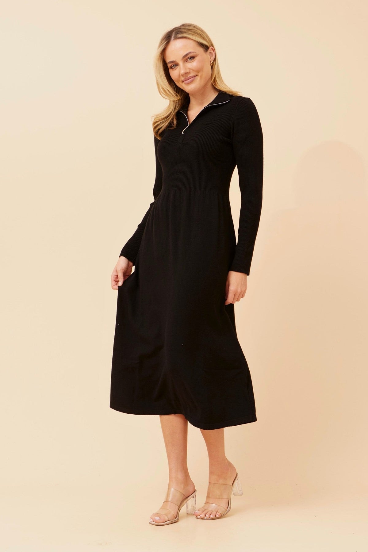 DUSTINE BABYDOLL KNIT DRESS (Burgundy)