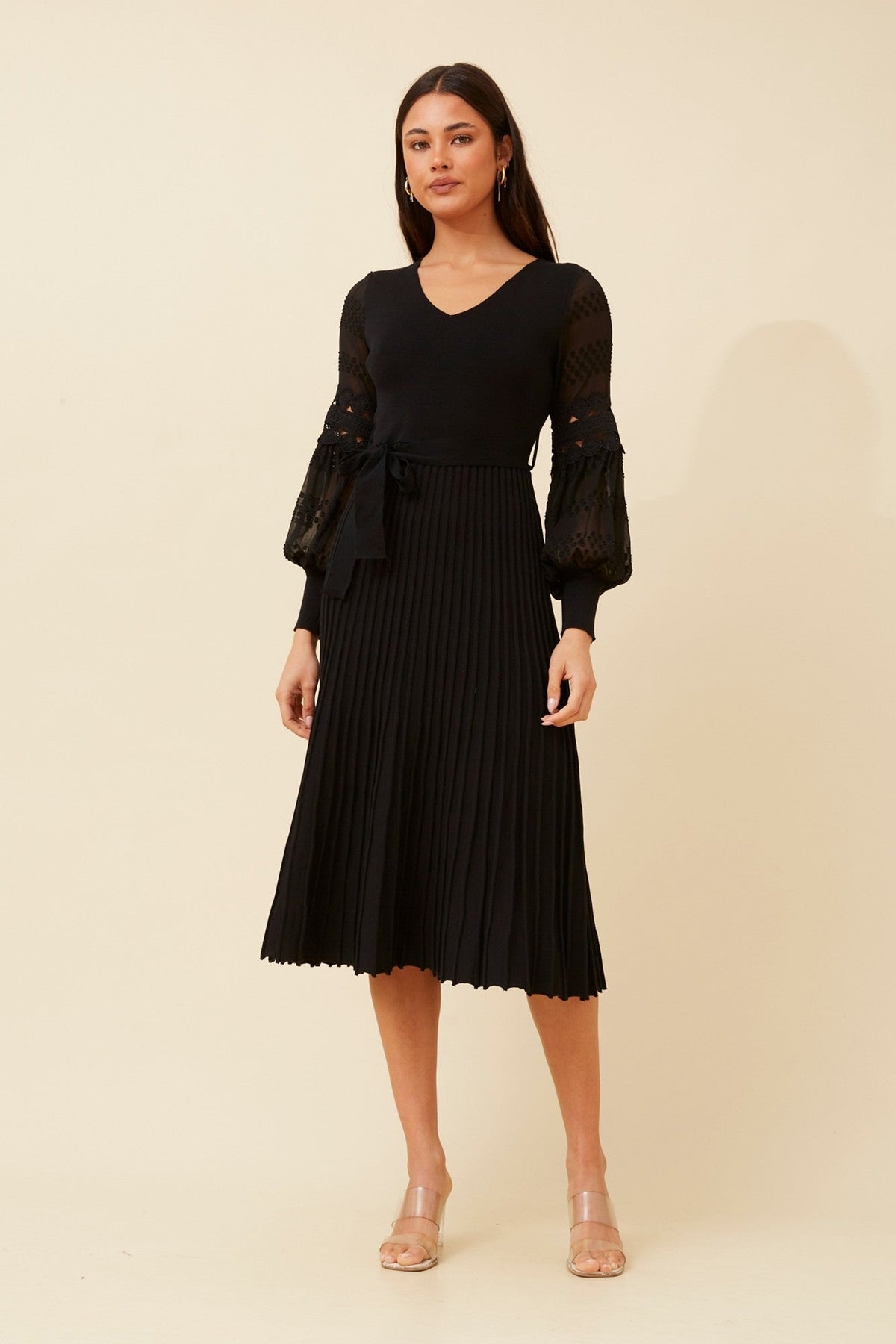 OLA LANTERN SLEEVE KNIT DRESS (Black)