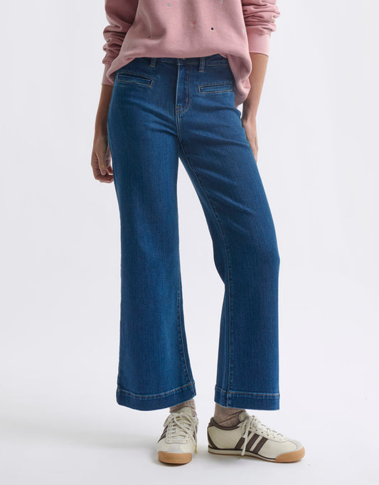 Image of Jeans. Productname: Freya Welt Pocket Jean - in Brentwood Blue colour by brand - Kireina