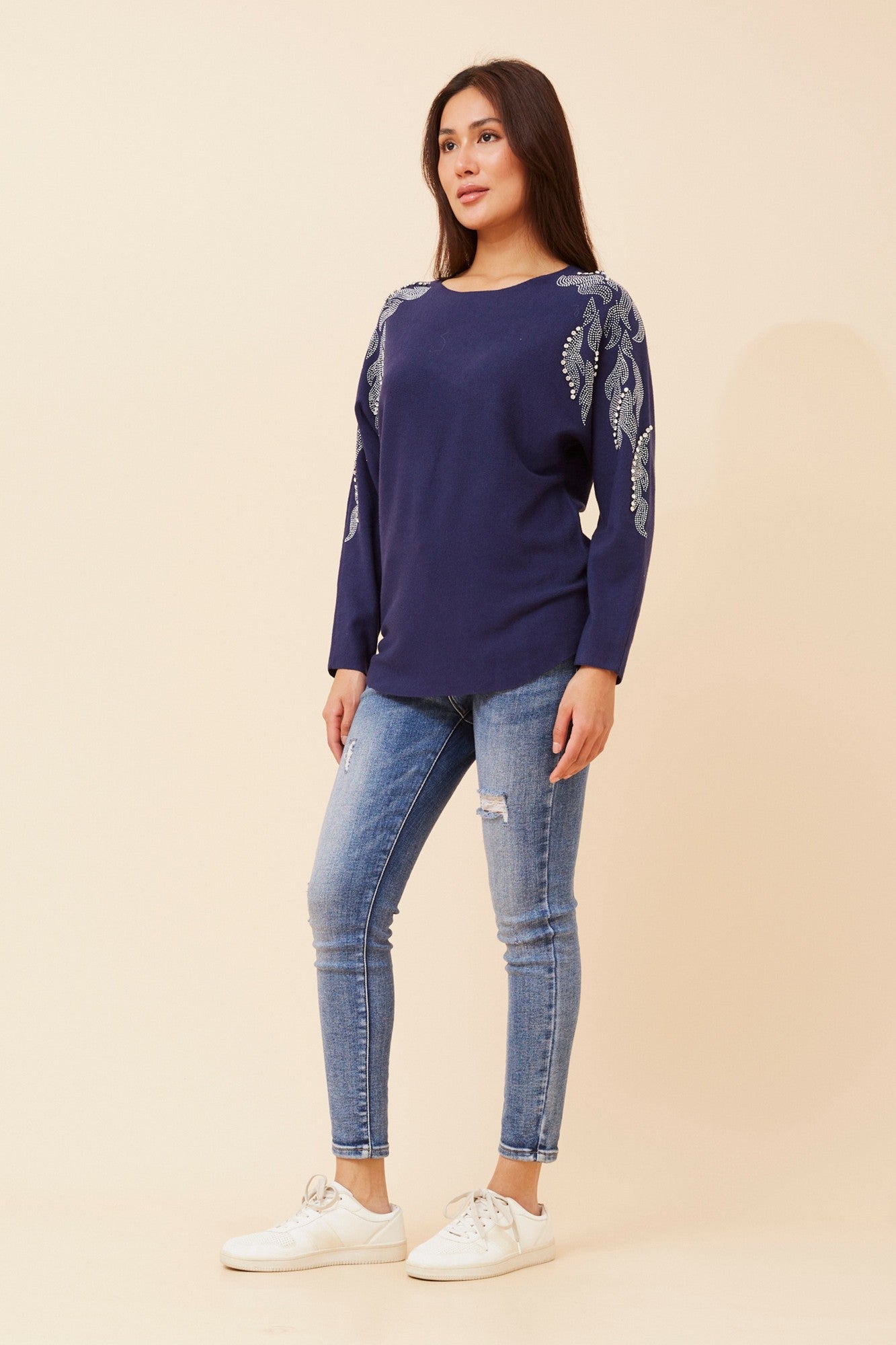 HOWARD SOLID EMBELLISHED KNIT PULLOVER (Navy)