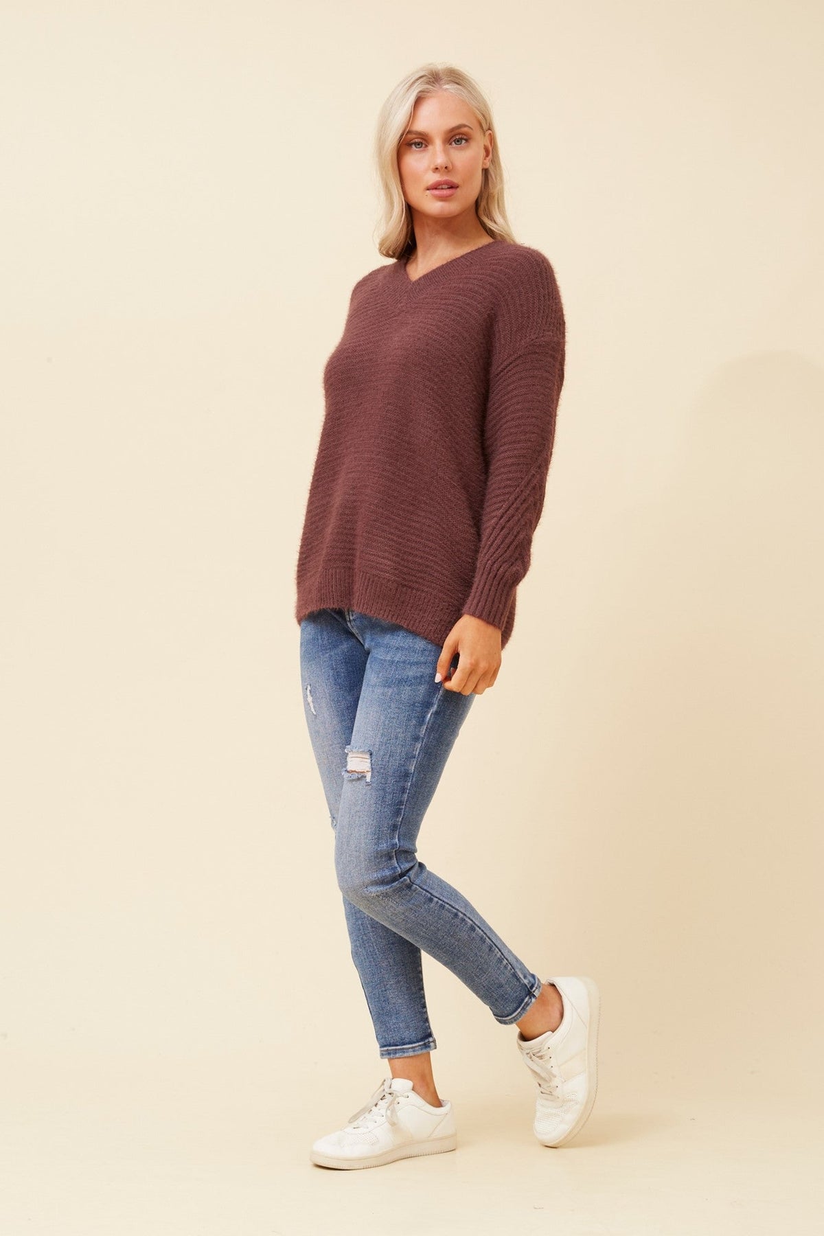 ROSELYN EYELASH KNIT PULLOVER (Green Ash)