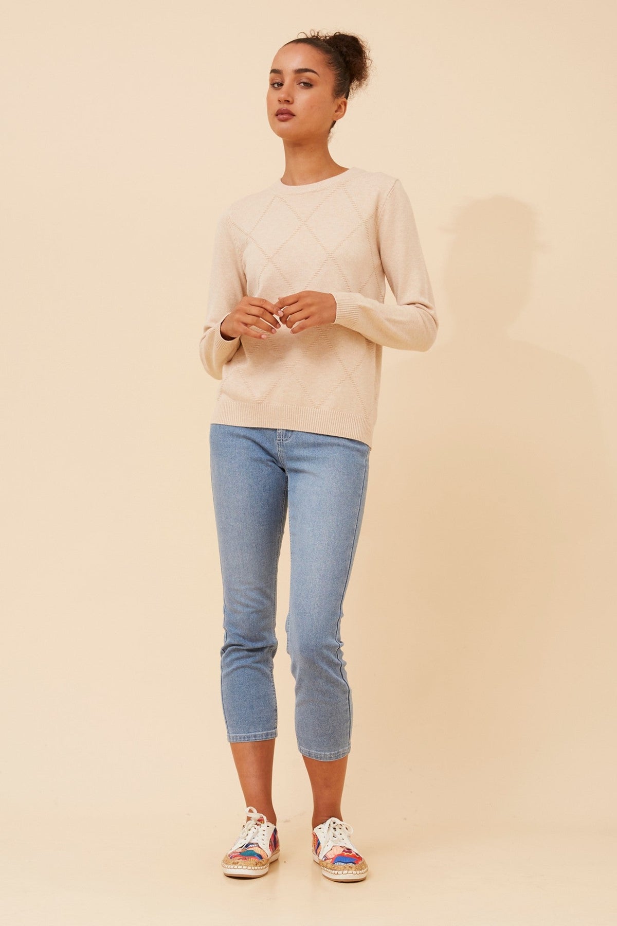 ANGIE DIAMOND PATTERN KNIT PULLOVER (Black)