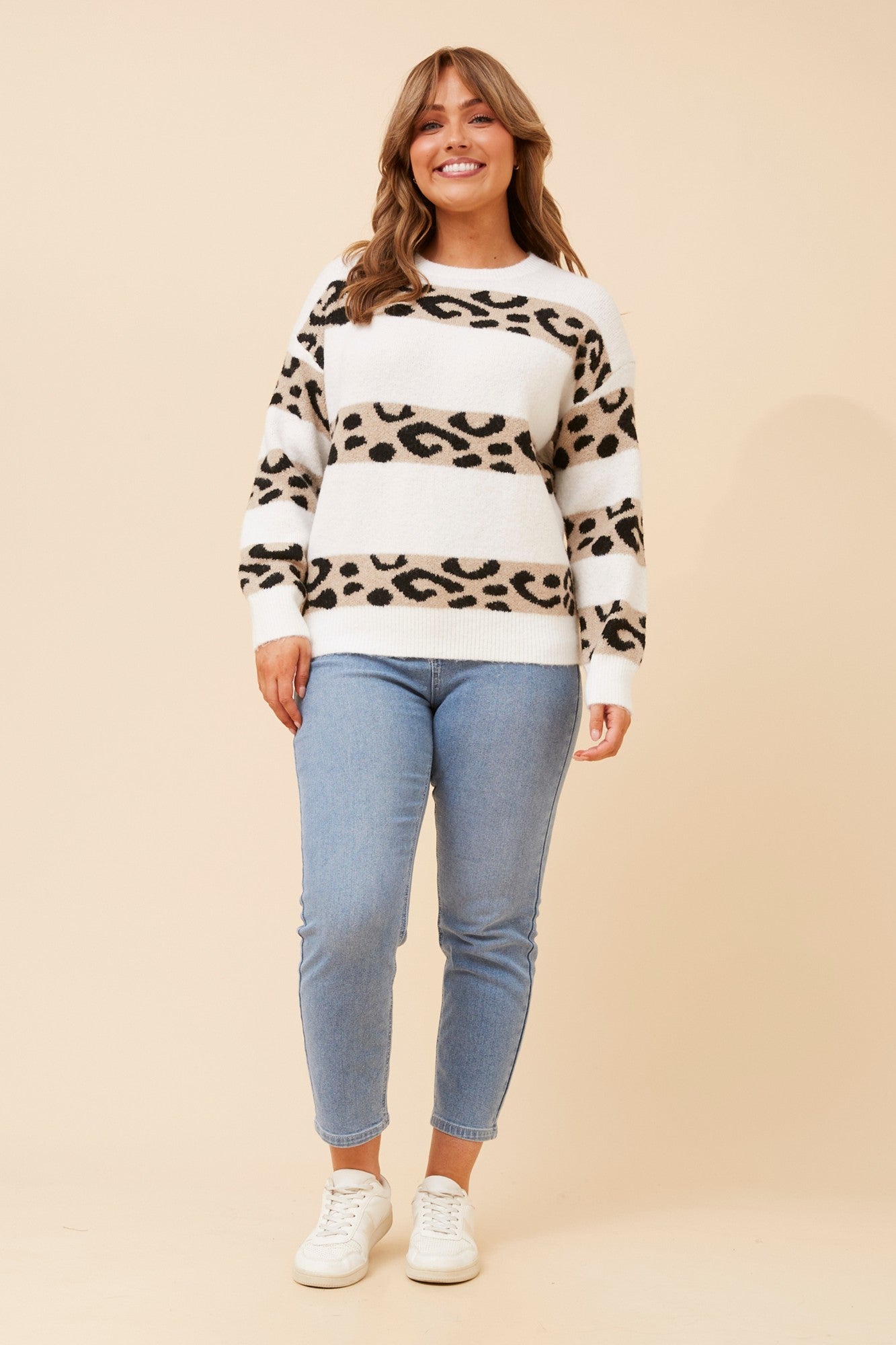 ZINAIDA ANIMAL PRINT KNIT PULLOVER (White)