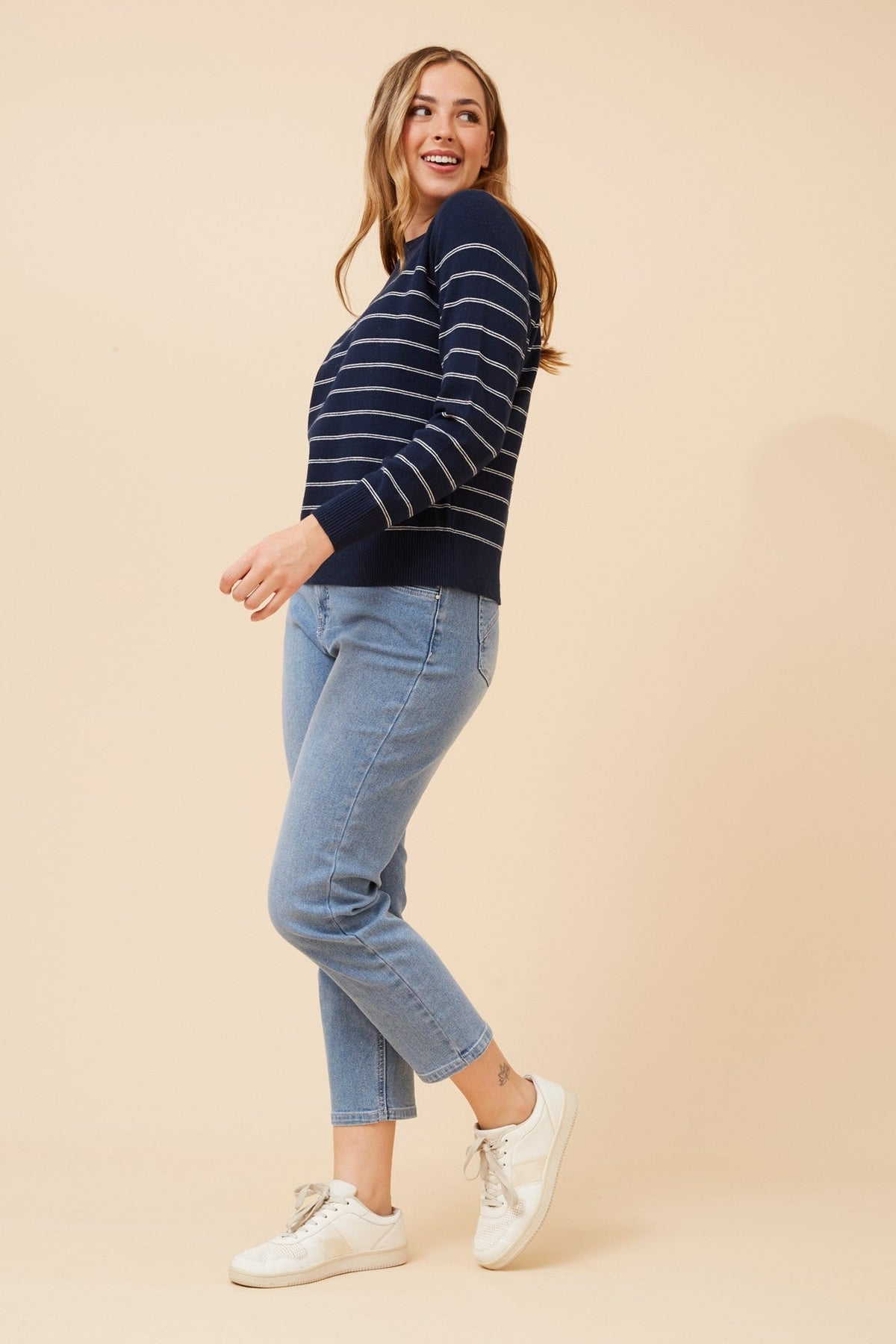 BELVA STRIPE PRINT KNIT PULLOVER (Black/White)
