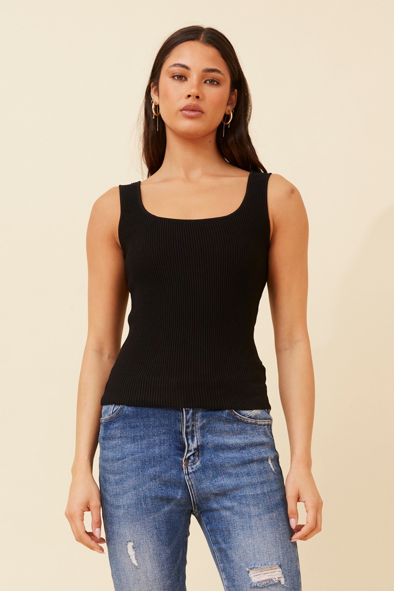 KIENNA SLEEVELESS KNIT TOP (Black)