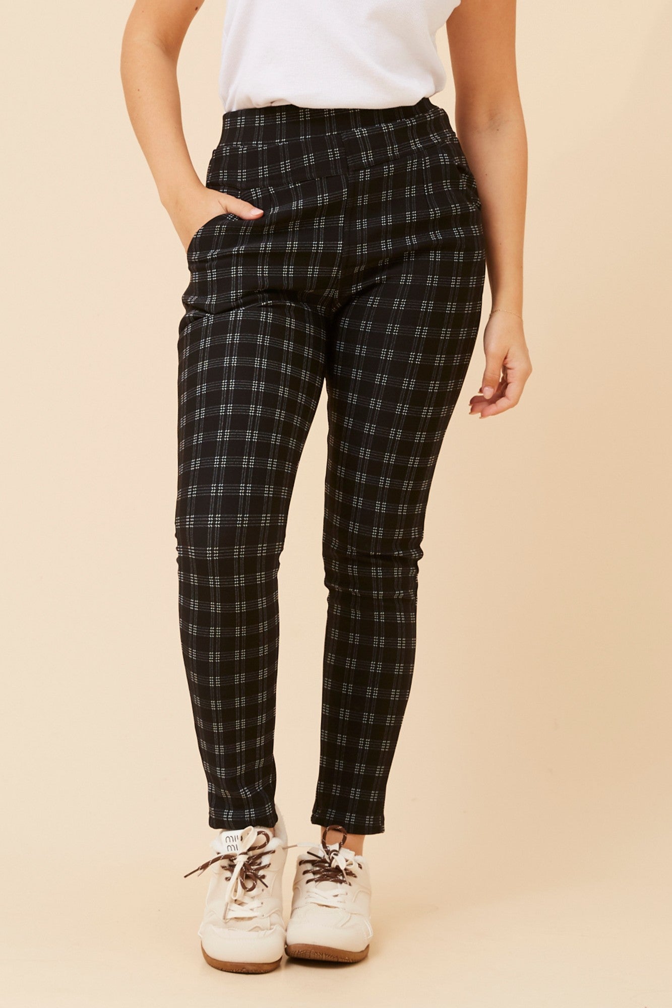 BELLEANNE CHECK PRINT LEGGINGS (Black)
