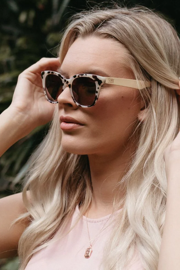 Image of Sunglasses. Productname: Lila Grace Ivory | Sun Readers in Readers colour by brand - Kabana