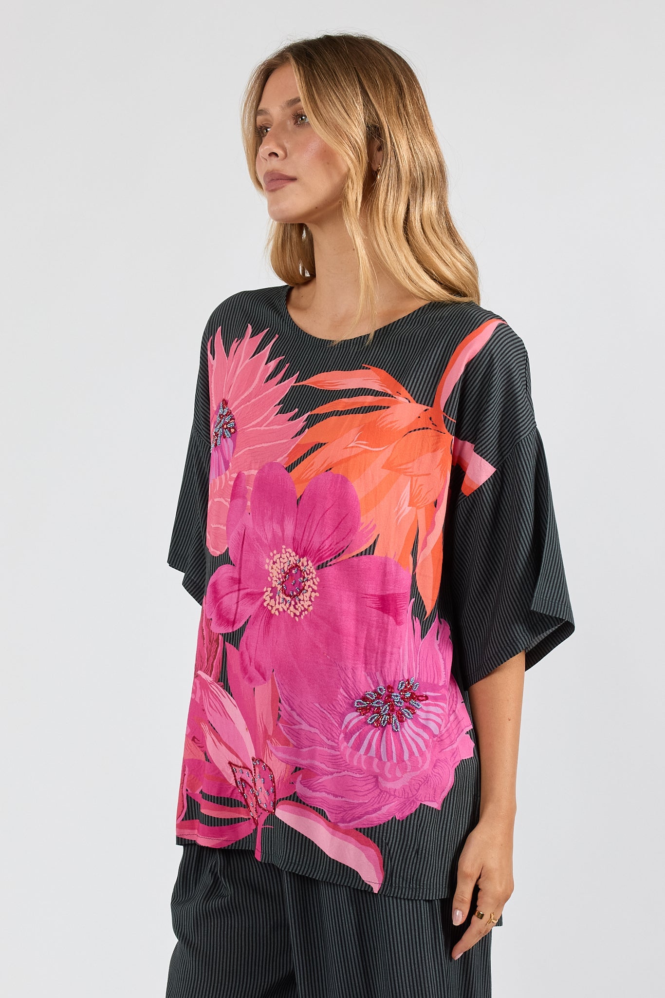 PRE SALE | LulaSoul Hana Wide T (Black)