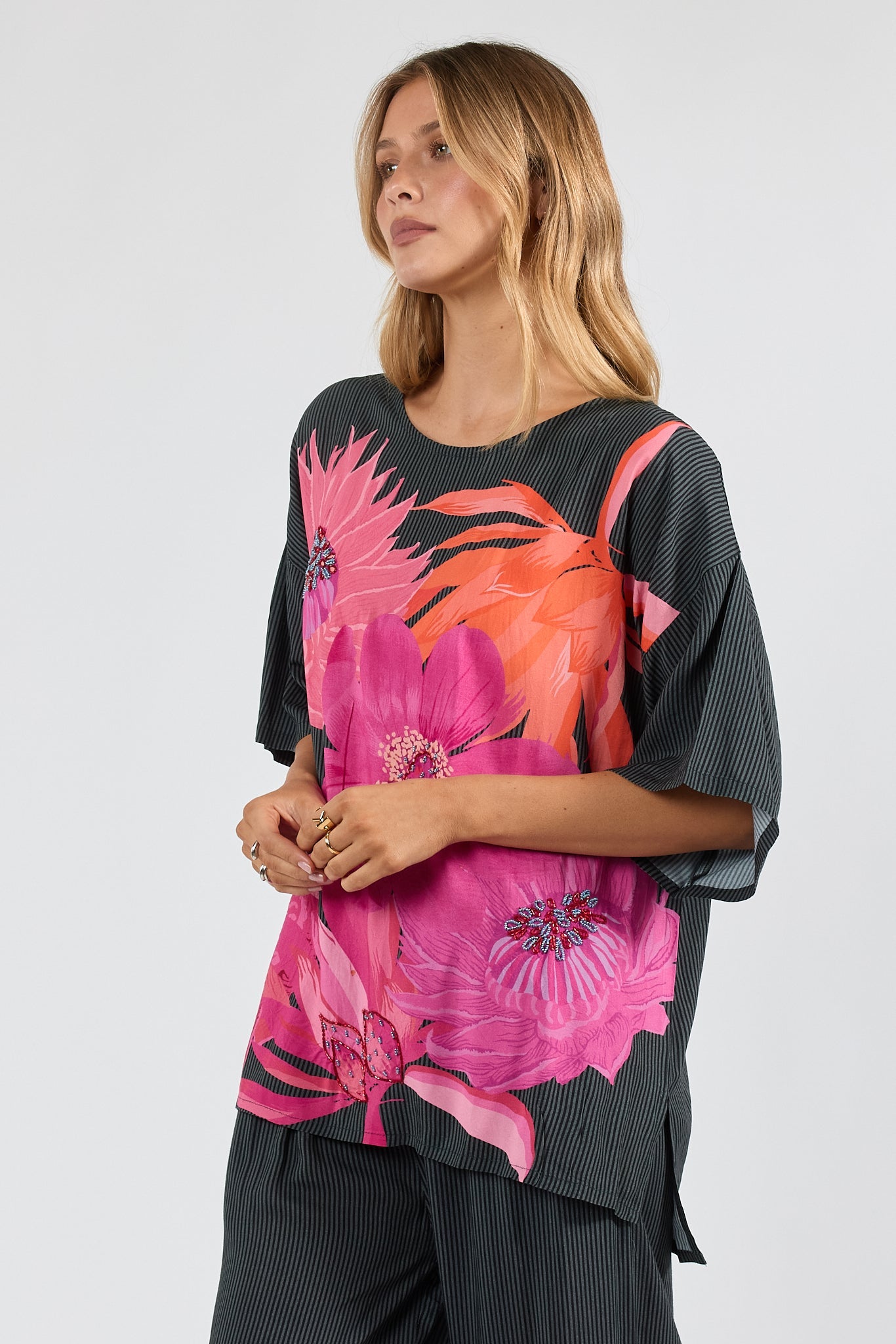 PRE SALE | LulaSoul Hana Wide T (Black)